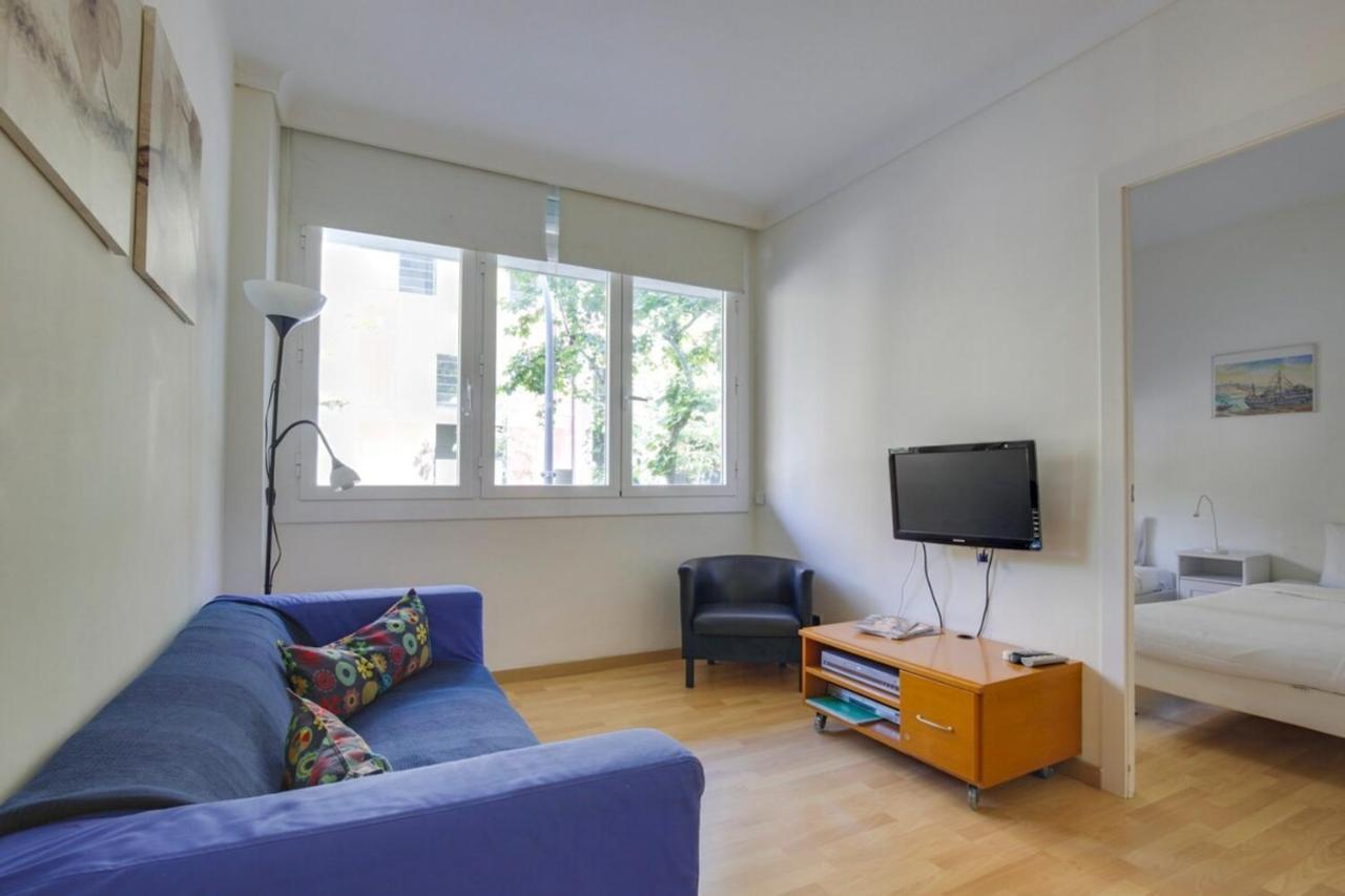 Cozy 2 Bedroom Next To Arc De Triomf Barcelona Bagian luar foto
